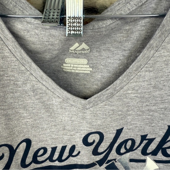 Majestic Gray New York Yankees Tee #102 - Picture 2 of 2